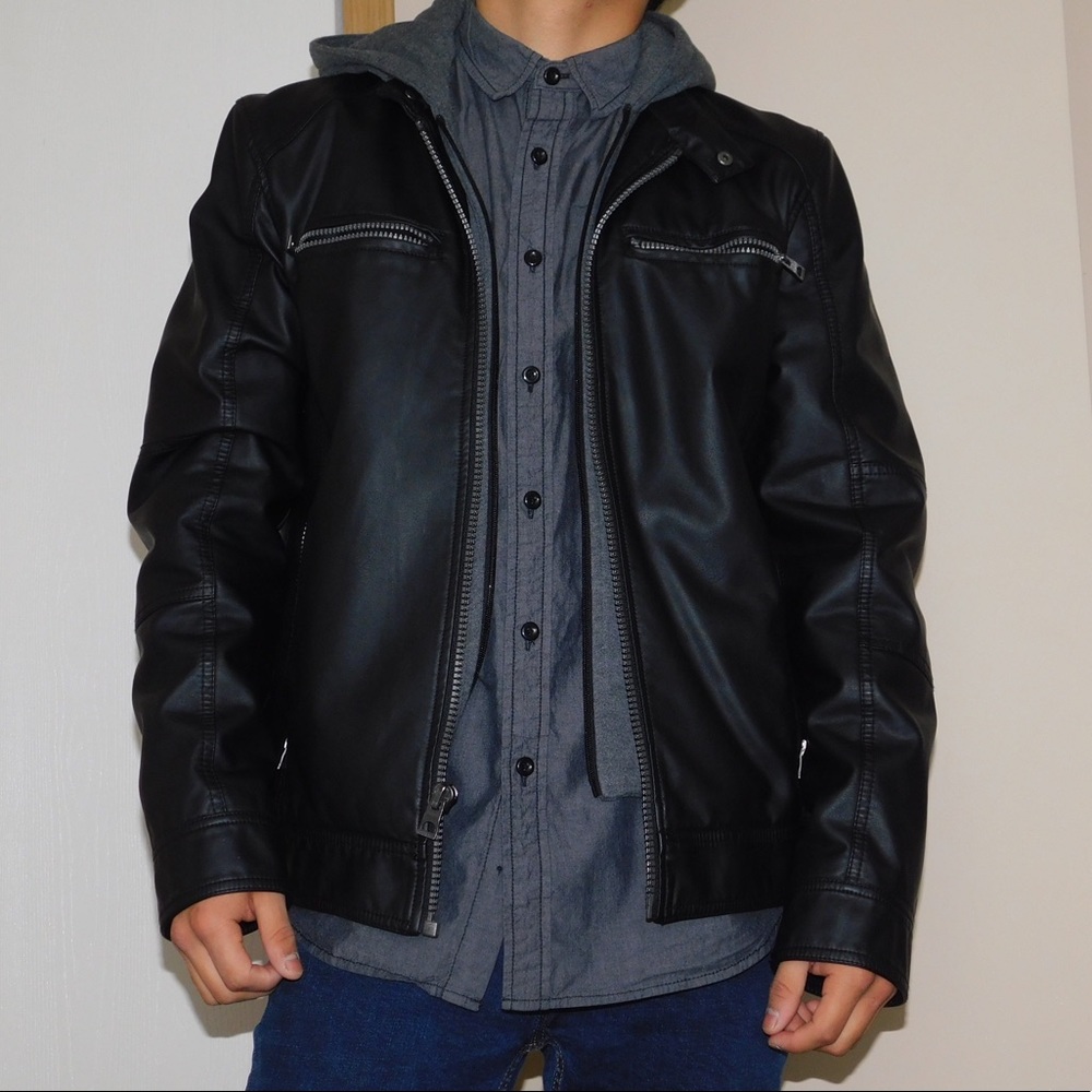 Guess leather Jacket⚡️